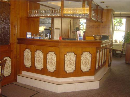 La Dent-Du-Midi Hotel & Restaurant Saint-Maurice Restaurant photo